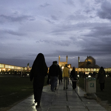 Isfahan – Moscheen-Overkill und große Sprünge