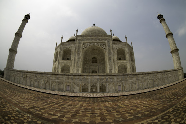 Taj-Mahal seitlich