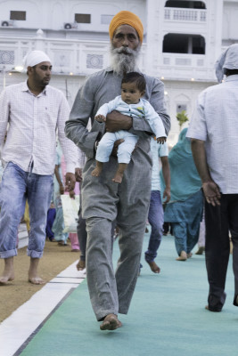 Sikh im Harmandir Sahib