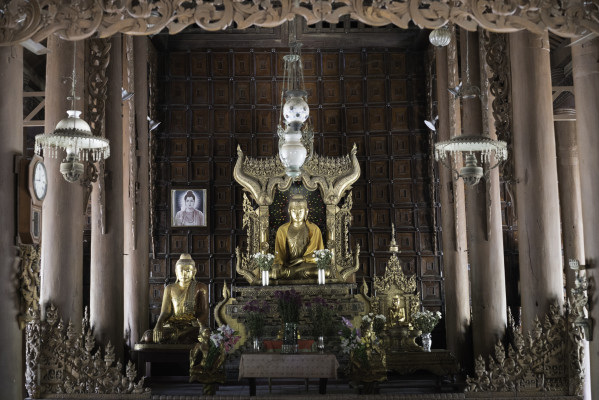 Buddha in der Sutaungpyei Pagode